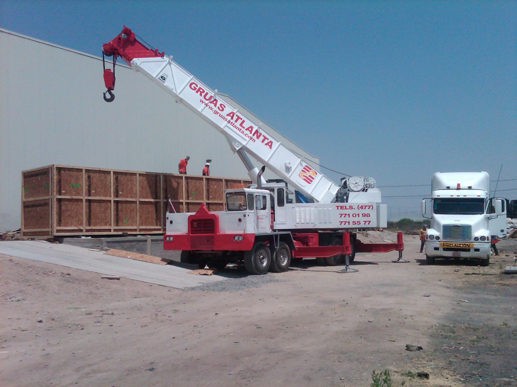 Maniobras con grua y montacargas